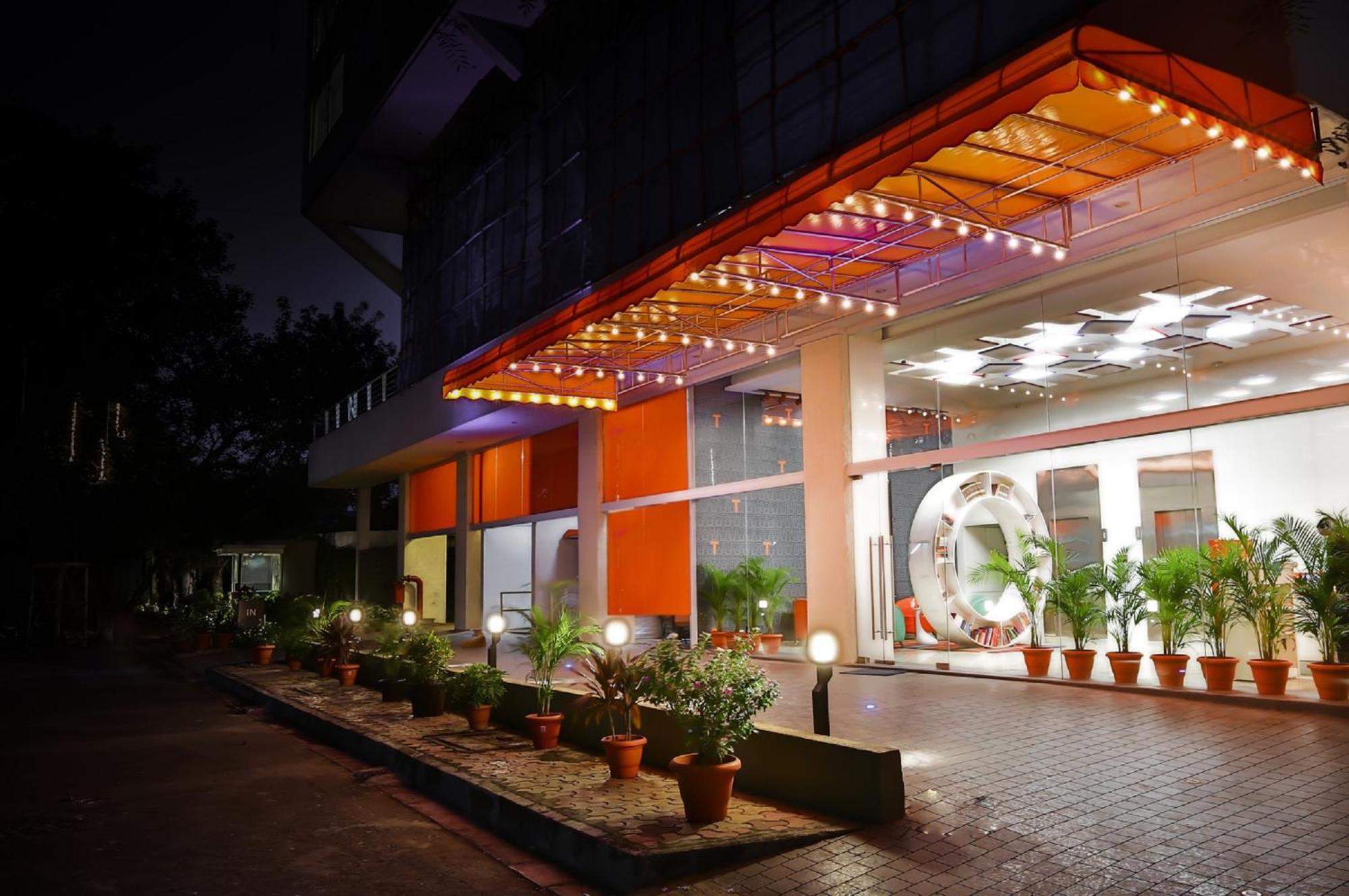 T24 Residency Mumbai International Airport Hotel — Foto’s 1